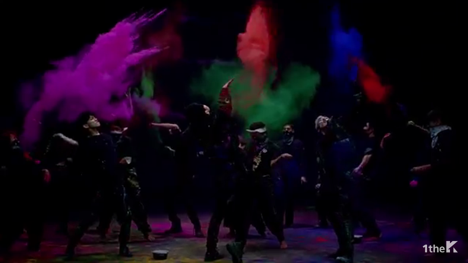 Liraxia's tweet photo. @1theK #1theK_BAP https://t.co/ephytpA4Y6