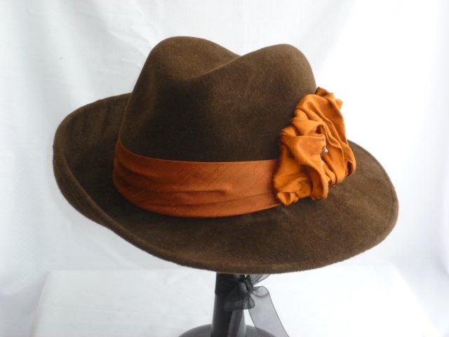 leaveyourhaton3's tweet photo. Attending the @NSDCC Christmas Craft show this weekend, Nov20-22. New hat styles "Sassy", "Natasha",&amp; "Lady Spencer" https://t.co/3fBMnyXbSk