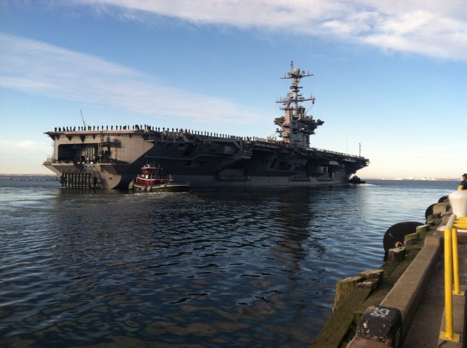 MikeGooding1959's tweet photo. USS Harry S Truman underway. https://t.co/w5R7w4GXiA