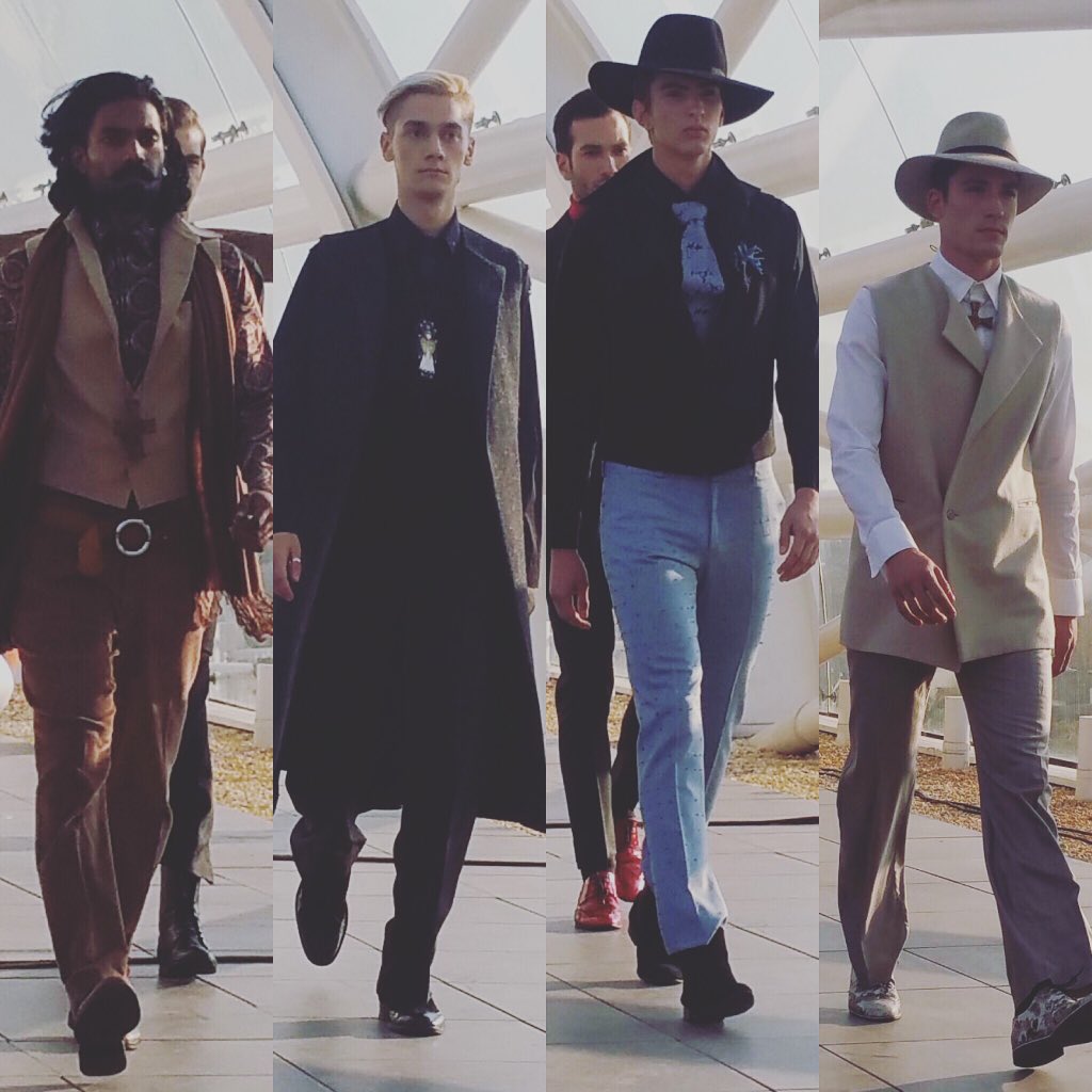 Florin Dobre fashion show <a href="/RueModeles/">RueDesModeles</a>