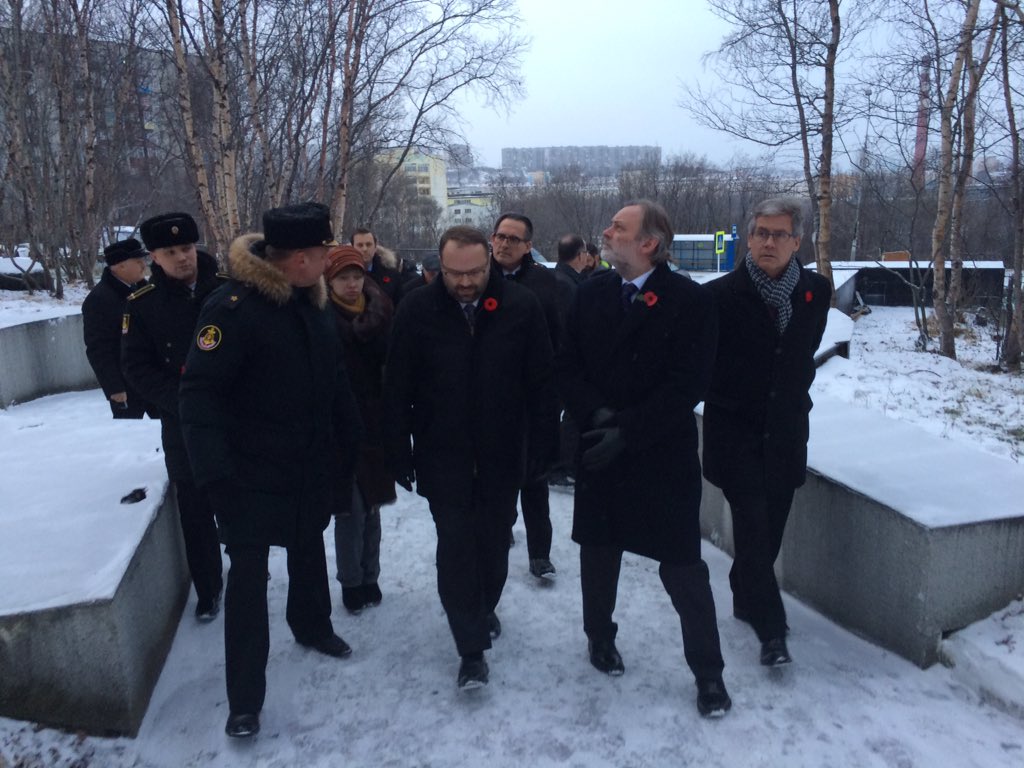 PosolAustralia's tweet photo. Finally we visited #Vaenga cemetery in the closed city of #Severomorsk - home to Russia's #NorthernFleet @CWGC https://t.co/xqBVNyTkbd
