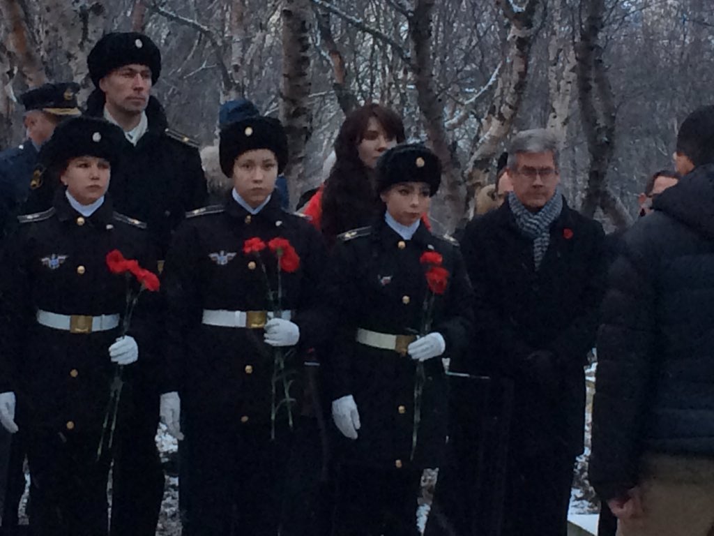 PosolAustralia's tweet photo. Finally we visited #Vaenga cemetery in the closed city of #Severomorsk - home to Russia's #NorthernFleet @CWGC https://t.co/xqBVNyTkbd
