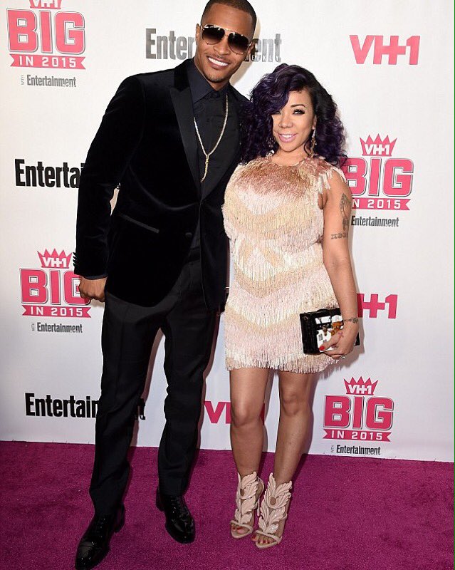 Power1051's tweet photo. 🙌🏾 @TIP and wife @TinyMajorMama arriving at VH1's #BigIn2015 with Entertainment Weekly on Sunday #RP @HoneyGerman https://t.co/hRCmOOzAxJ