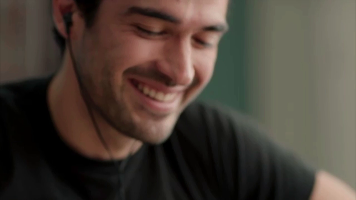 AHUniversal's tweet photo. FOTOS (04): Alfonso Herrera en el capítulo 12 de #ElDandy - TNT Series. https://t.co/rlZJUw8p04