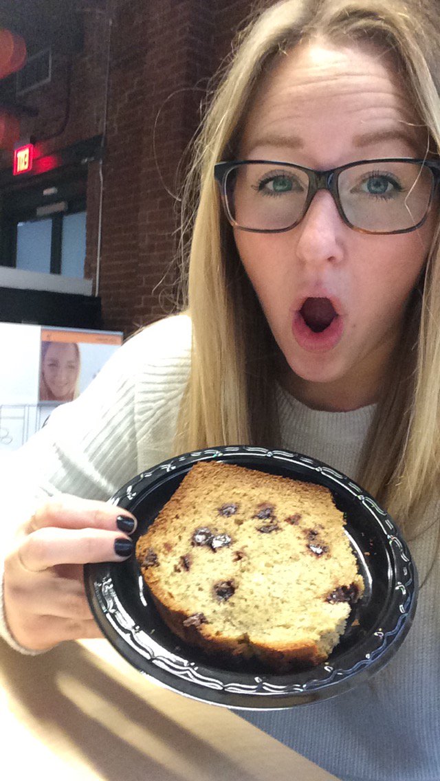 calliesweigart's tweet photo. @bb_bananabread coming in hot this AM w/ choc chip banana bread!! Check out their website: https://t.co/GCySE9eFHB https://t.co/oGaWENkkVT