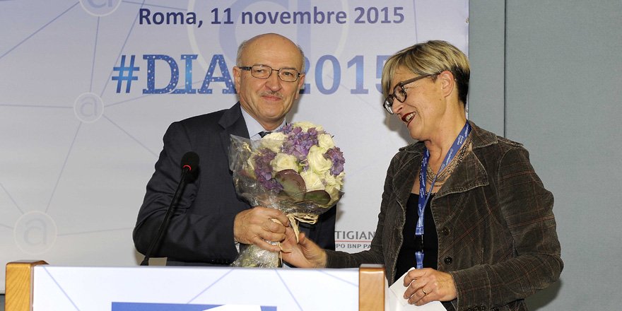 La cronaca e le foto di #DIArt2015, la 20° Convention di #DonneImpresa #Confartigianato: goo.gl/5Kpagp