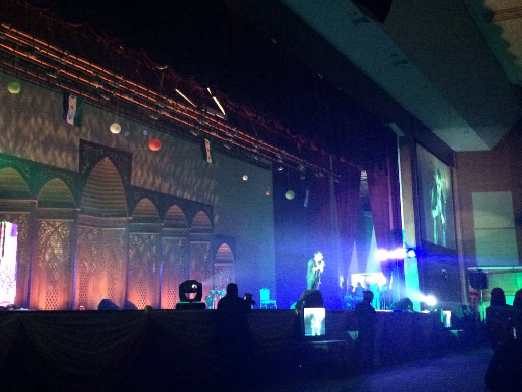 KimLeeAida's tweet photo. Kemarakan Humanity Night Convest 2015 lebih meriah daripada persembahan @faizal_tahir
#Convest2015 #ConvestBerapi https://t.co/pVTuA3020O