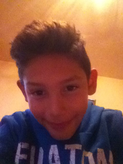 KinzigNk's tweet image. War grade am essen 😂😂😂😂