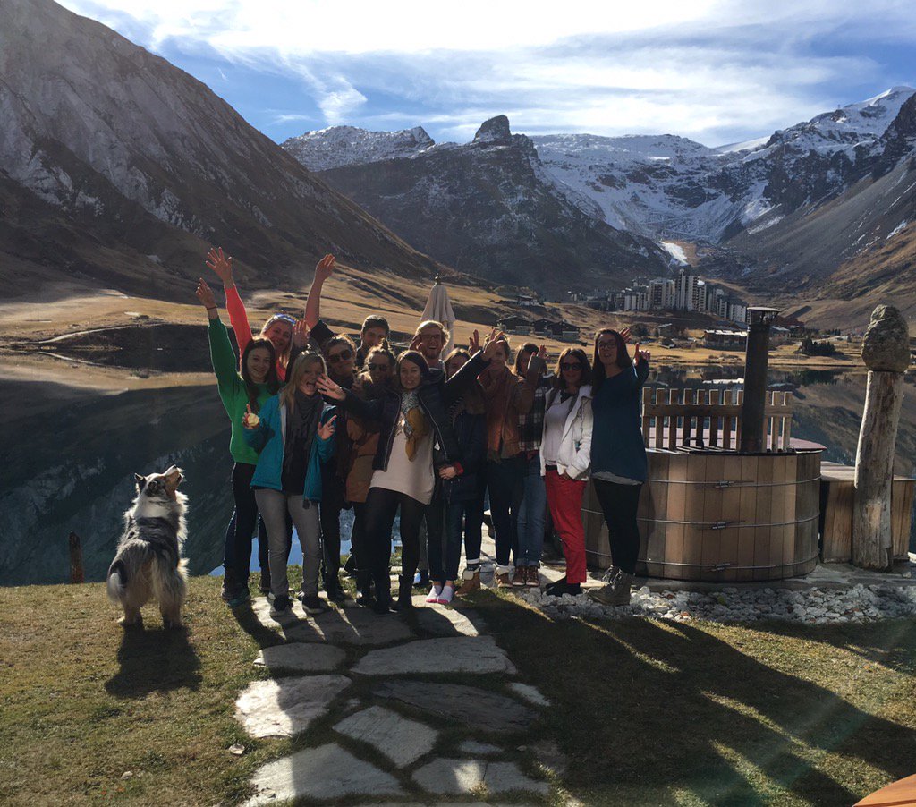 #WinterIsHere #team #Evo2 #training MEET OUR NEW OFFICE-TEAM!