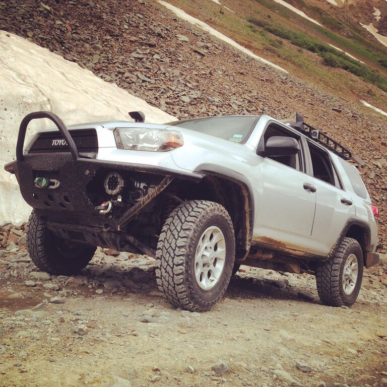 CooperTire's tweet photo. Discoverer #STMaxx tires are designed to resist cuts, chips, and stones, so conquering ridges comes second-nature. https://t.co/MRIlrAfhxv