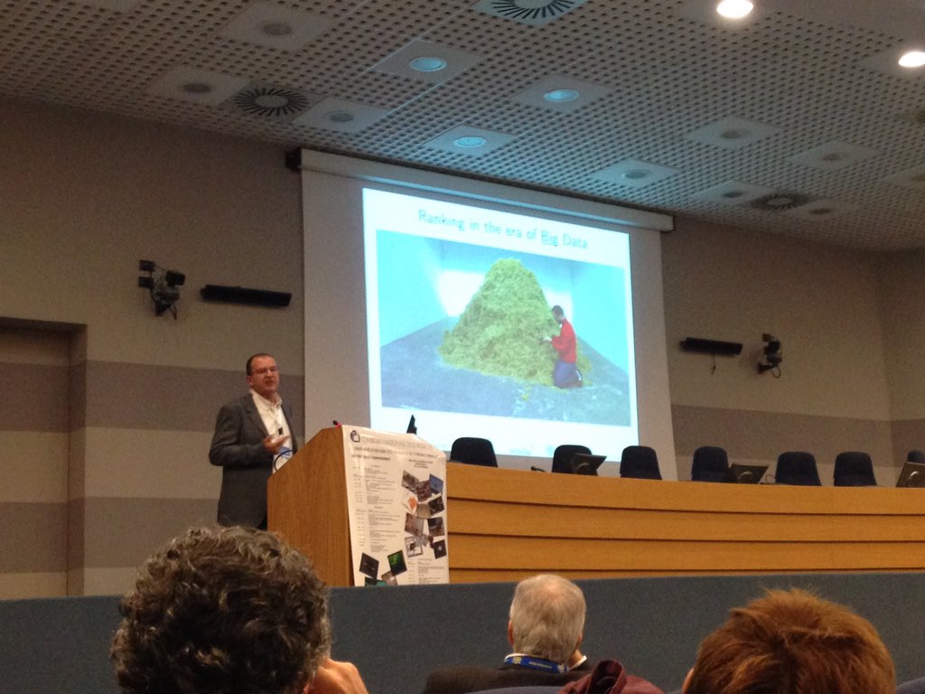 ntonellotto's tweet photo. @raffaele_perego on ranking in the era of the big data at DIITET Conference 2015 with @HPCLab #cnr #diitet https://t.co/Be73bCqAXg