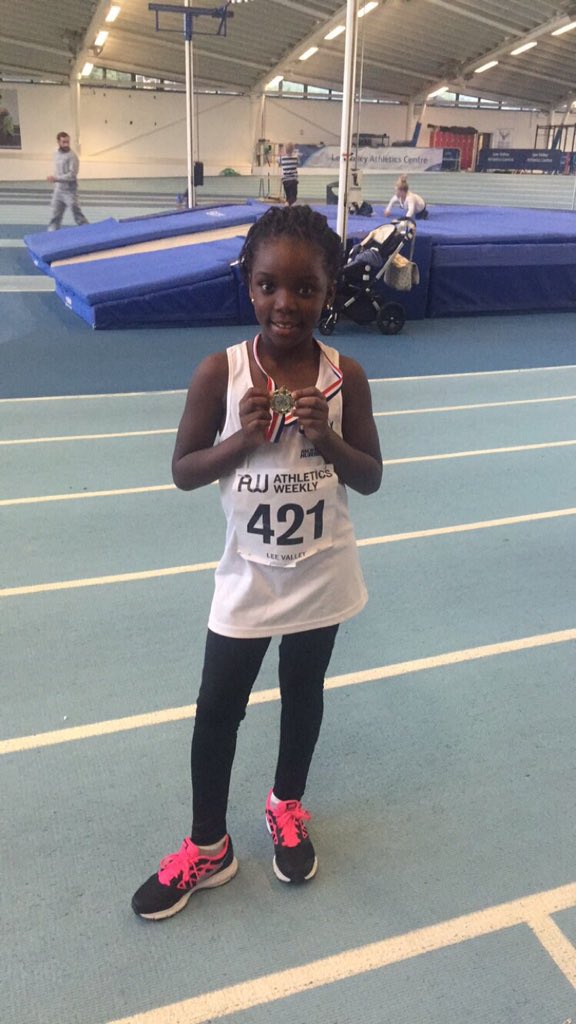 One of our athletes posing with her gold medal 👏🏻🙌🏻