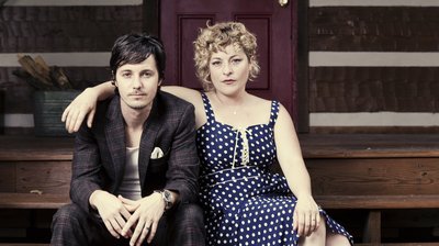 allsongs's tweet photo. Hear the new covers album from @shovelsandrope and read the story behind each of the songs: https://t.co/OjREK477Ye https://t.co/lwzU37TU9W