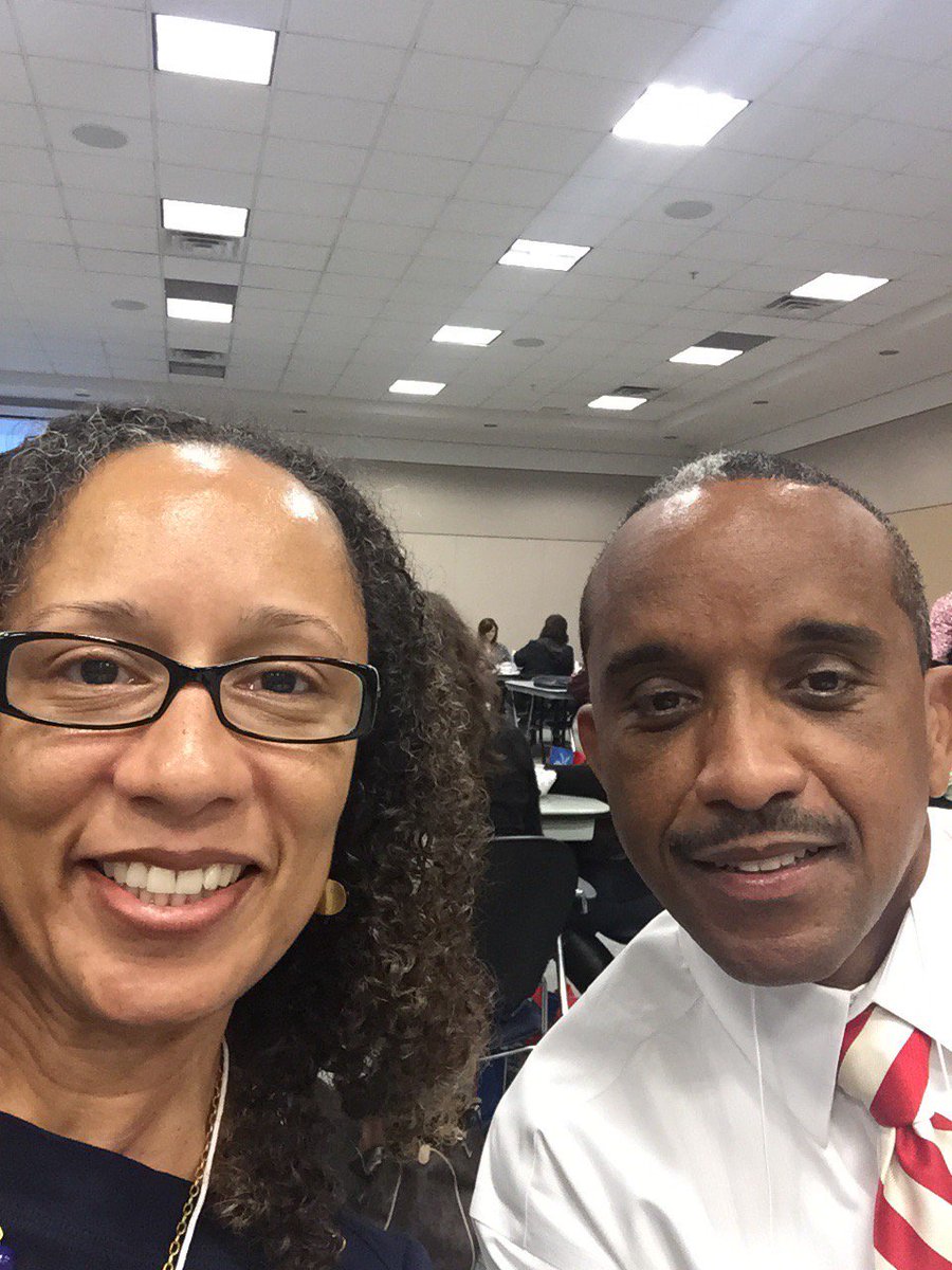 CDB_Educates's tweet photo. Looking forward to a great day of learning and sharing! @doccbstewart #HCDETLC #education #leadership #collaboration https://t.co/S58lyKGe1G