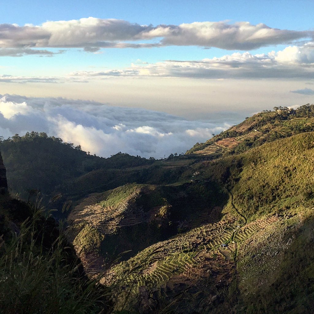 rjsausa's tweet photo. Taking a breather 2000m above sea level. https://t.co/Xnd6T6GYwT