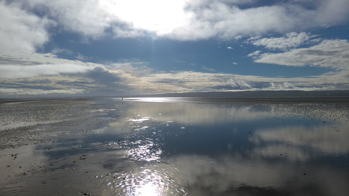 CotswoldReading's tweet photo. Our Ayla went to West Kirby last wknd. Lovely views &amp; comfy with @SalomonSports XA Pro 3D Ultra 2 GTX on her feet! https://t.co/EvEKPK5050
