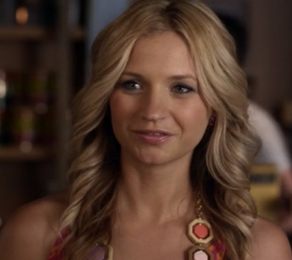 Gitte298's tweet image. Cece in season 3 vs. Charlotte in season 6B #CeceDrake #CharlotteDilaurentis #PLL #5YearsForward @ABCFpll @vrayskull