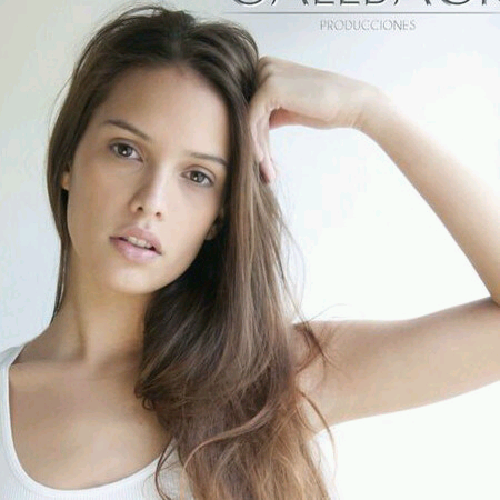 abralit's tweet photo. HOLA entra aquí-> https://t.co/jzNZWPsIa8  VOTA por la PRÓXIMA #chicaevenezuela 2015-> Maria Valentina Viña https://t.co/5NNHL4UWqO