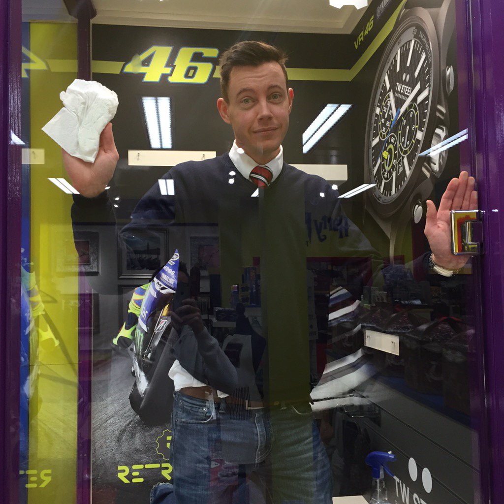 retro36's tweet photo. Paul has been locked in our TW Steel cabinet by his prankster twin brother.
Retweet to free Paul #FreedomForPaul https://t.co/28PY8z6bRH