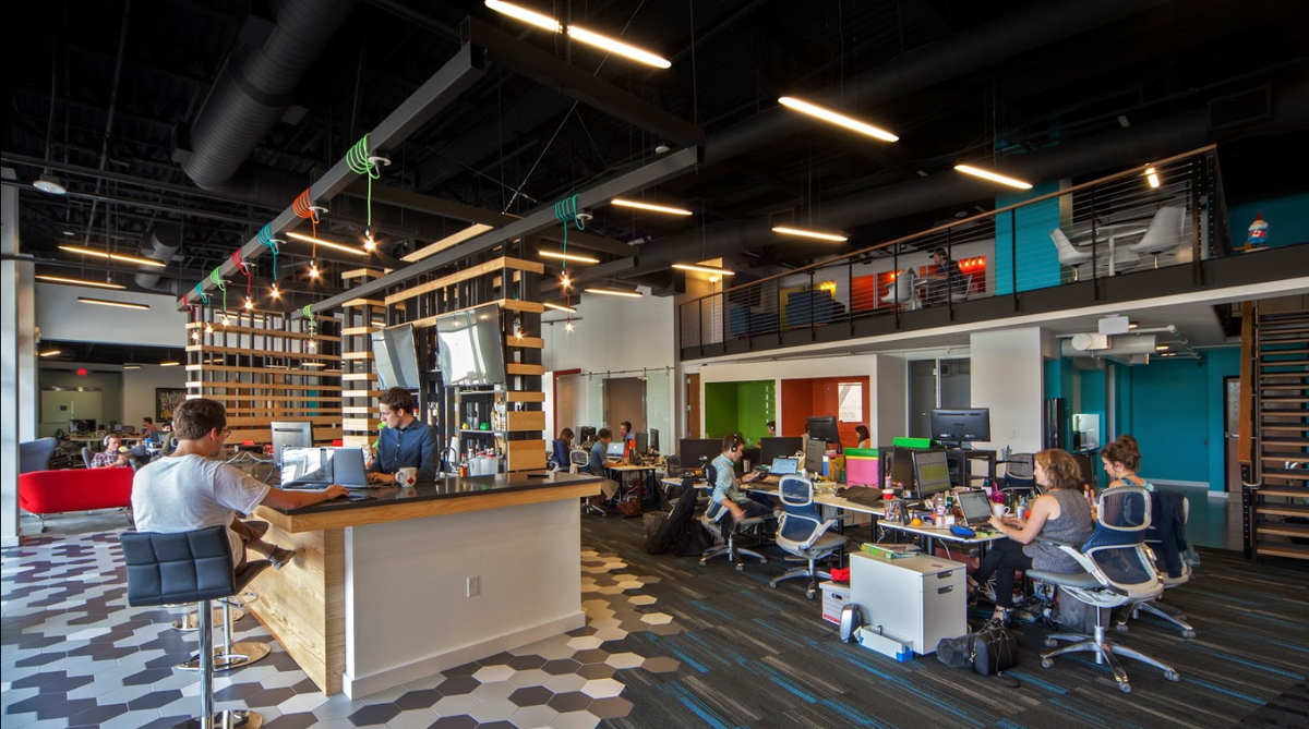 pmgworldwide's tweet image. We're honored to be named #13 in @adage's Best Places to Work 2015. bit.ly/1MhMTC3