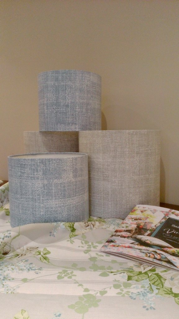 w_buryInteriors's tweet photo. Beautiful #bespoke #lampshades for delivery tonight #chikacollection @TheLampshadeCo @SandersonFW #vintage2 https://t.co/HcKoPY0RGF