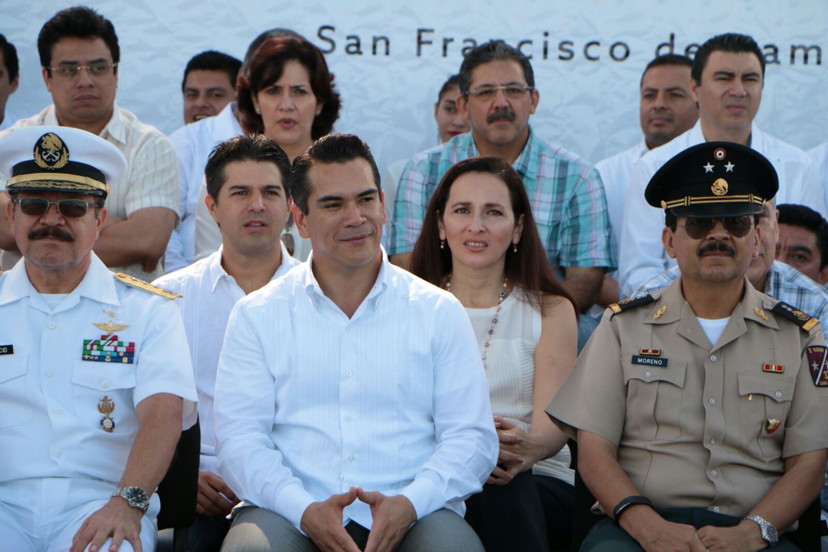 alitomorenoc tweet picture