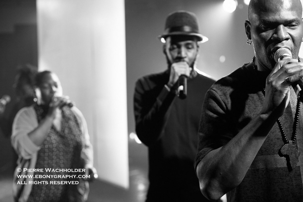 Happygraphy's tweet photo. @karavanbxl les images du concert @Botanique  : https://t.co/VrRyeDq1JQ © Pierre Wachholder https://t.co/Uvb9swuXPk https://t.co/csoB5OSnTr
