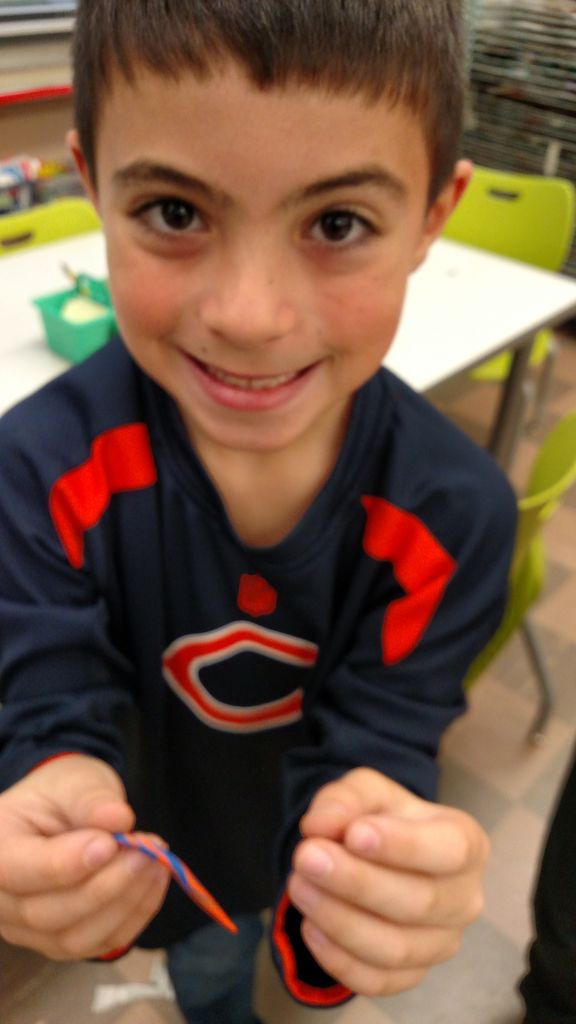 Chronisters3rd's tweet photo. Working with Mrs. Beumer in art to make Beads of Bravery! @wrightdmps @WrightArtists https://t.co/GUZRUFBkPx