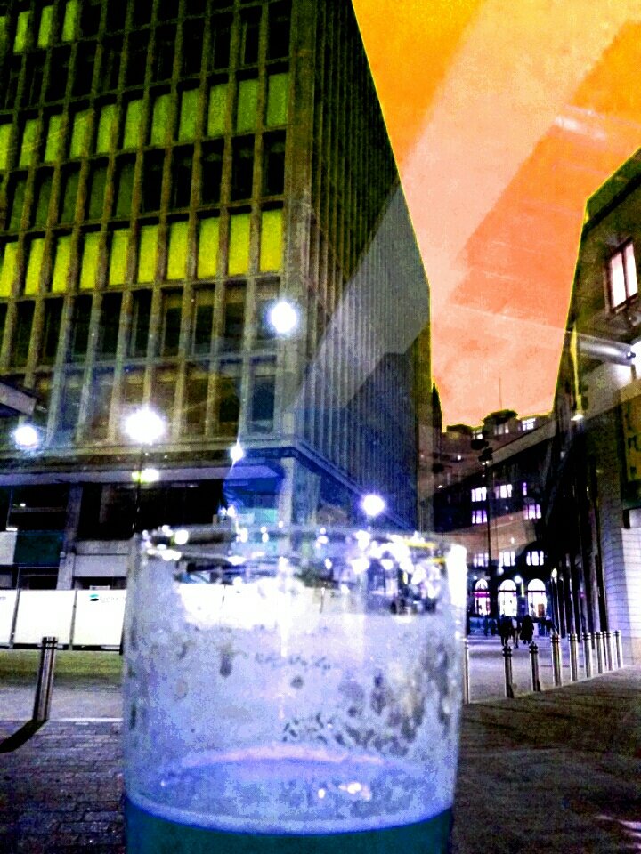 absurdlyso's tweet photo. City Lights: Pint Noir @BradfordBrewery #mondayklub #beeroclock #davidhockney #pale #445pm #lightshow https://t.co/hOLyRB1ikE