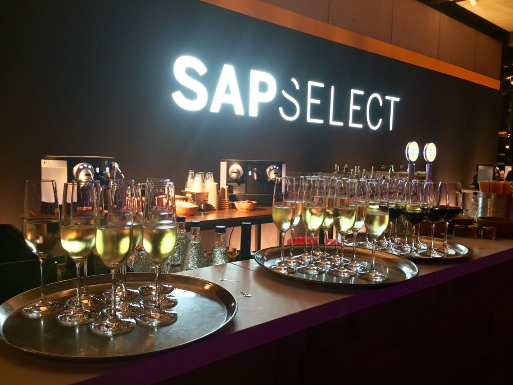 Trovalli's tweet image. Time to socialize at #SAPSelectBCN