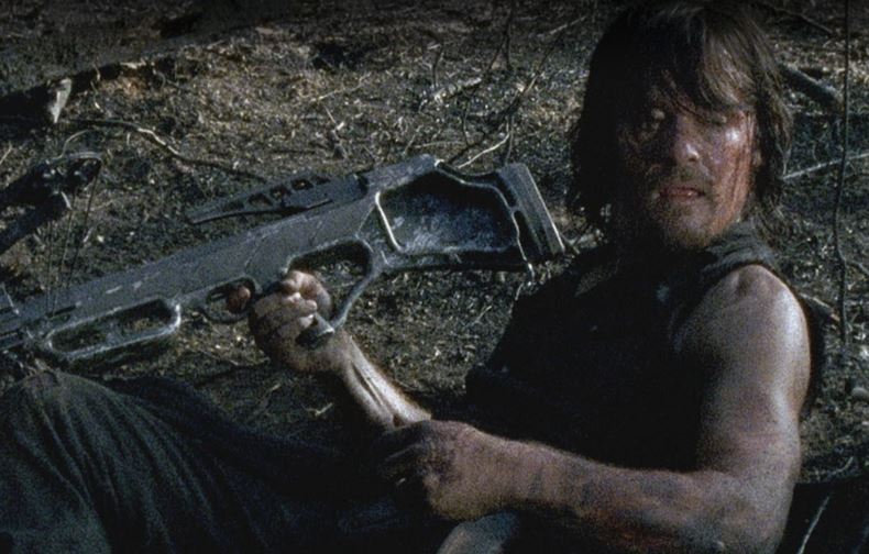 NomanTwd's tweet photo. HE SURVIVED 👏👏👏 #DarylDixon #TheWalkingDead 

@wwwbigbaldhead @WalkingDead_AMC https://t.co/CmPUAdQbh8