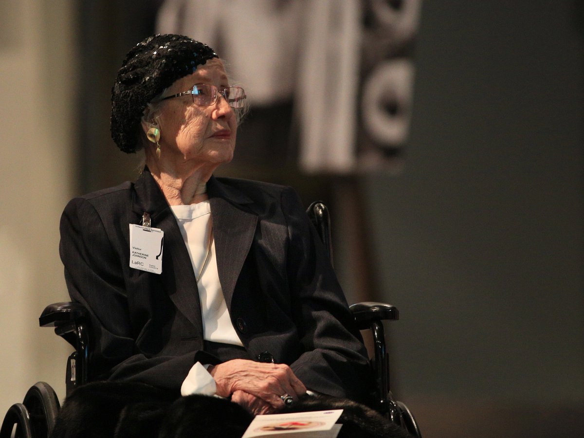 Katherine Johnson, to be awarded the Presidential Medal of Freedom, led a lifetime of math: nasa.gov/audience/fored…