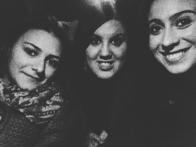 cybernelics's tweet photo. girls gone wild #bellecomeilsole #ancheseènotte #perfesteggiareilnuovoalbum #questoedaltro https://t.co/39f0YaLYuS
