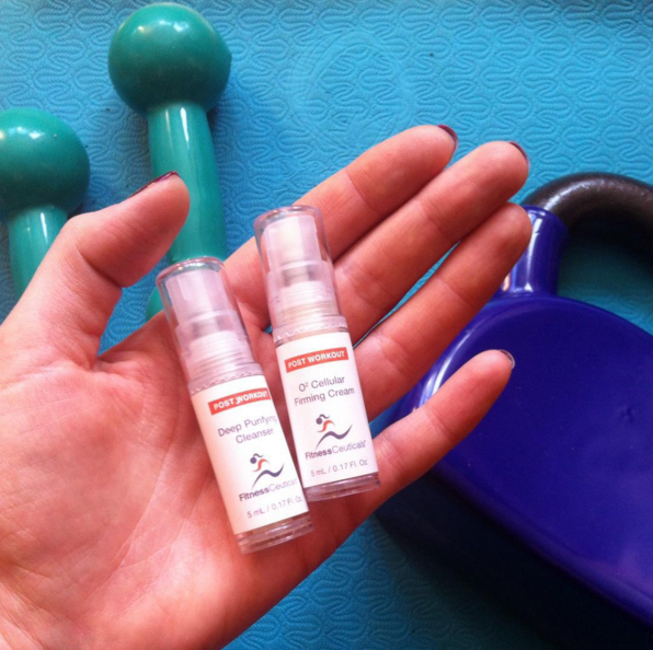 FitnessCeutical's tweet photo. Our adorable samples! Call (888-488-2262) or email (stephanie@fitnessceuticals.com) for yours #free! #skincare #skin https://t.co/X96ondQ8lJ