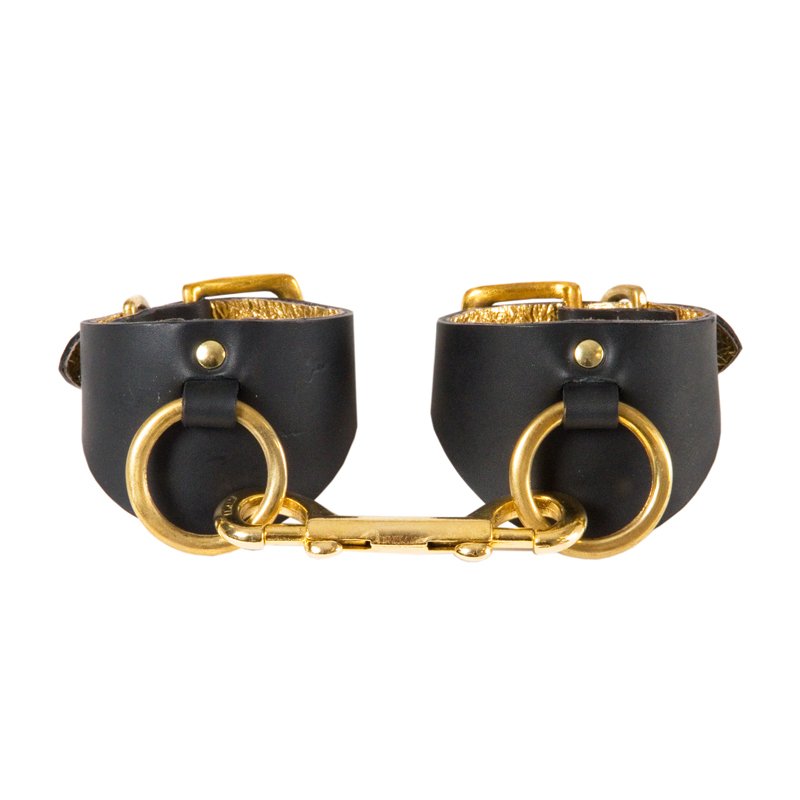 secretsFYsister's tweet photo. Show some restraint! 

Have you seen the gorgeous leather pieces from @TamzinL_UK we have in store?! https://t.co/1tR37HPZzX