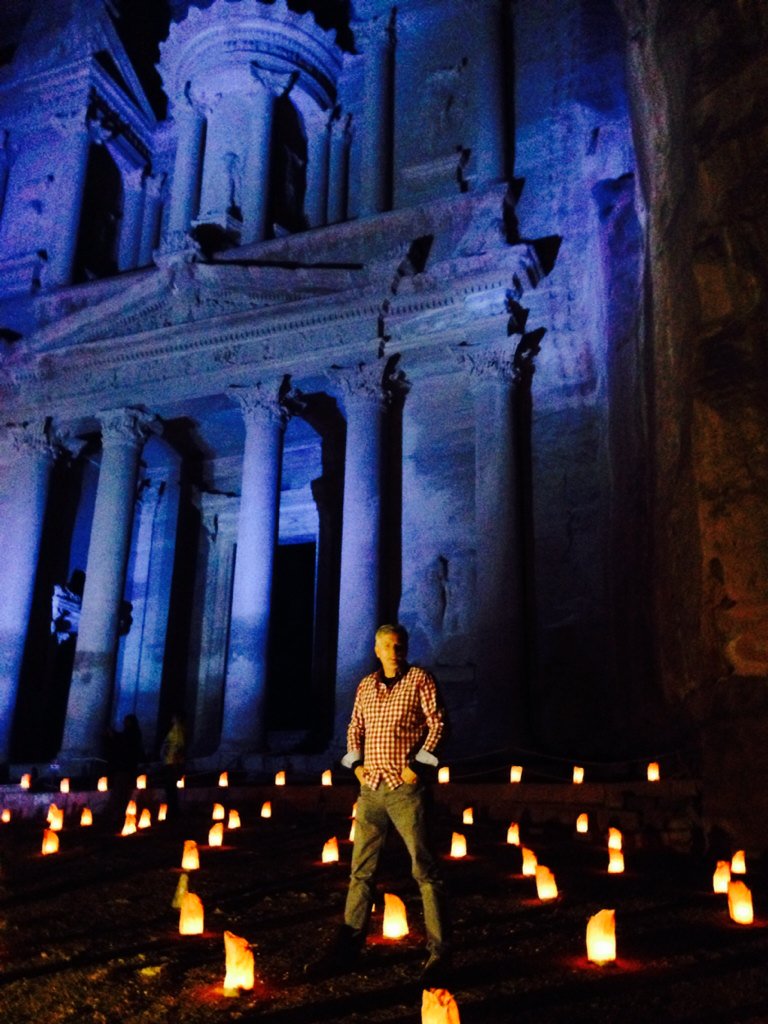 416dodoma's tweet photo. #MyJordanJourney Petra By Night - an awesome experience https://t.co/fD7PKd19vT