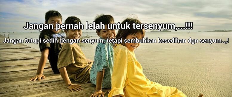 Senyum memang tidak akan dapat menyelesaikan masalah,..namun senyum setidaknya tidak menambah masalah..keep smile!