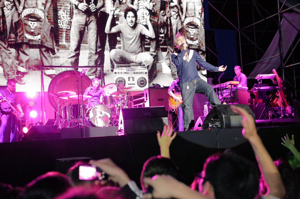 punkofilia_saez's tweet photo. Parte de lo que fue @PrimaveraFauna #MPF2015 junto los snappers de @Heinekencl 📸🔥✨ #morrisey #heinekenlife https://t.co/R6yOzYXtzQ