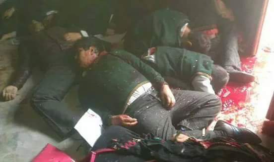 tahreemf9's tweet photo. #PrayForSyria #ParisAttack these pictures are enough to made me cry again. #pakistanwithfrance #PeshawarAttack https://t.co/U4KsuLDepE
