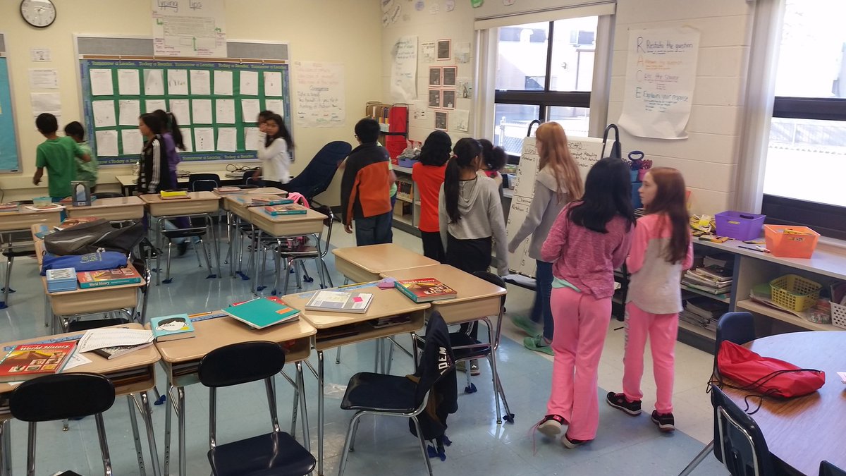 CarynPetrikonis's tweet photo. Using a brain break activity from PD:taking a stroll while discussing types of maps.@NeelDesaiBA @LRogolAPBAGB https://t.co/xbuBFdEreX
