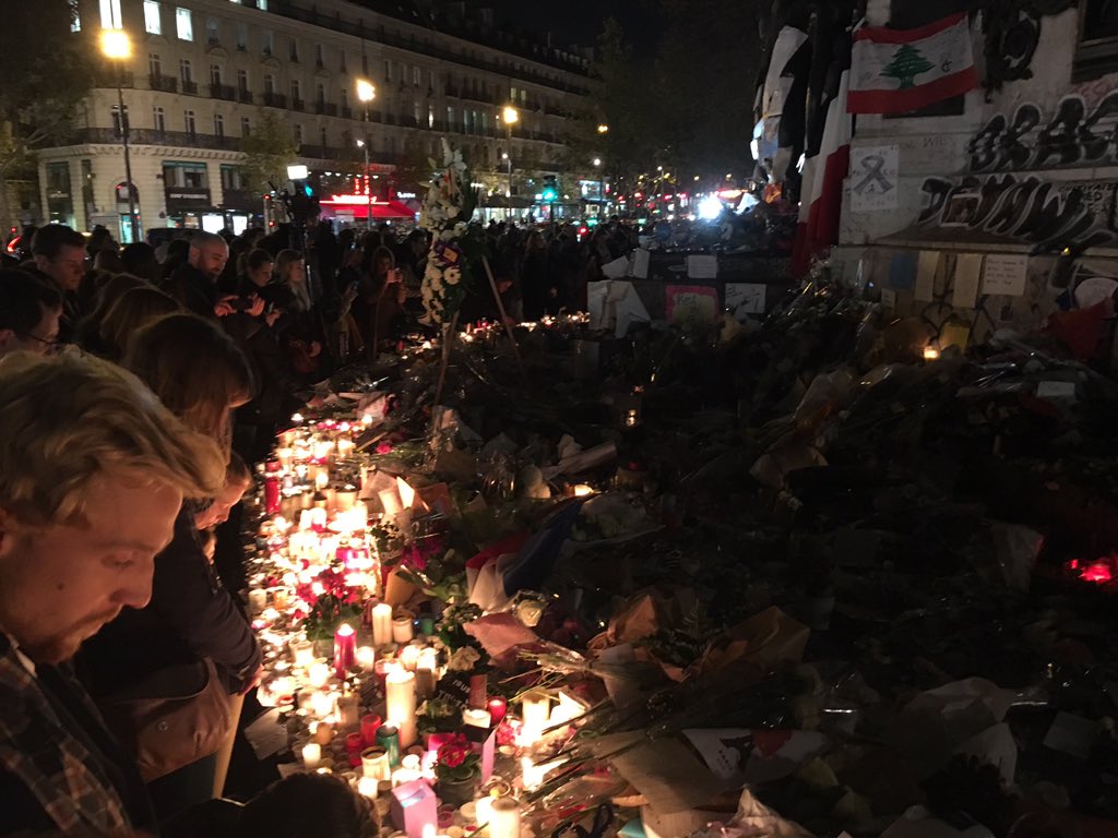 paulgypteau's tweet photo. Place de la République https://t.co/RRhSz18SHa