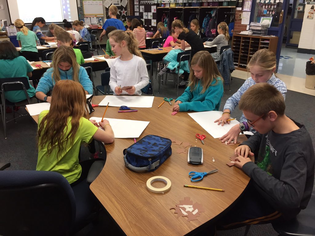 MrsCionisClass's tweet photo. Tessellation artists busy at work! #pattonmathclub @CWegleySD25 https://t.co/F4aegEtNzs