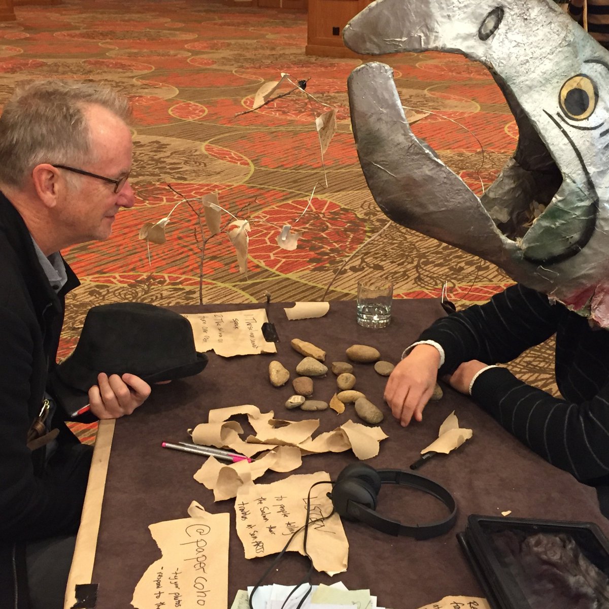 technodowser's tweet photo. @papercoho Here are  photos of you / @upuplookout hearing #STS troubles at #4S2015. https://t.co/zBE1lm0wgW