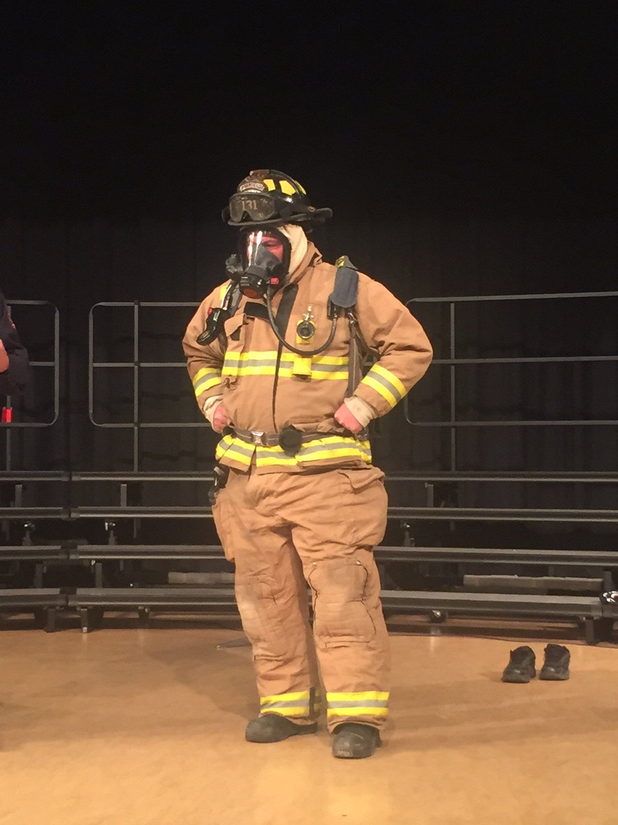 WWESLeaders's tweet photo. Firefighters from #Engine83 teaching #wwes first graders about Fire Safety in full #turnoutgear #stopdropandroll https://t.co/z4Ps3YoztO