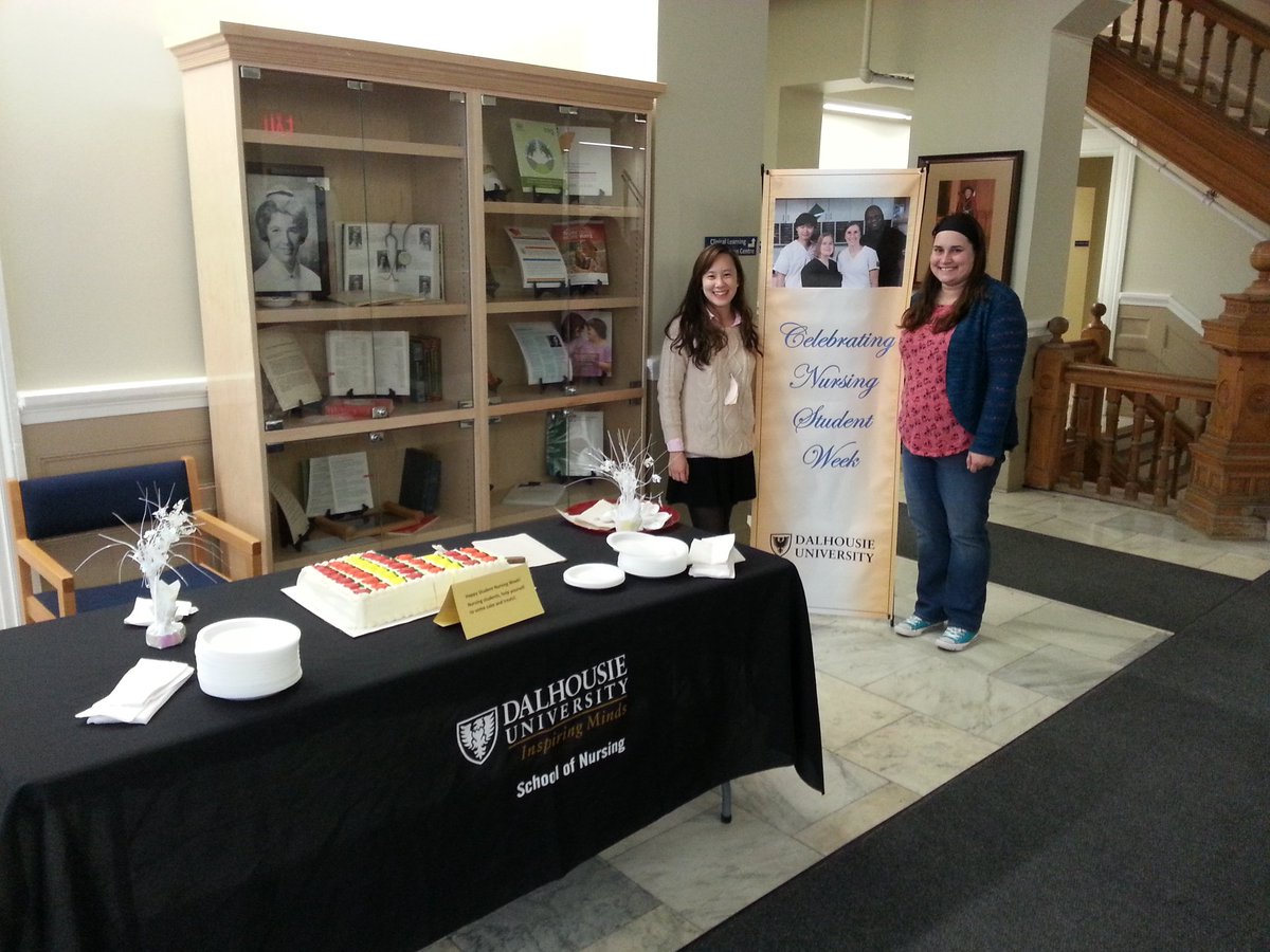 sheren_AnwarS's tweet photo. Busy morning here @ DalSON! Snacks &amp; kind notes all over! #NNSW2015 #CNSA #selfcare @CNSA1 @DalNursSociety @Dalnews https://t.co/DCeVbqXpPg