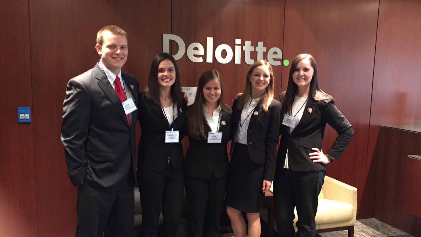 Peuter pauze driehoek Fisher College of Business on Twitter: "Congrats to Samantha Daugherty, Jack  Grote, Emily Rouse, Emily Wiegandt, Nicole Williams on #FanTAXtic regional  win! https://t.co/3WoRbavDx1" / Twitter