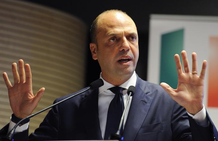 Twitter: scontro Salvini-Ncd; esperto, c'è botnet leghista ow.ly/UIRCF