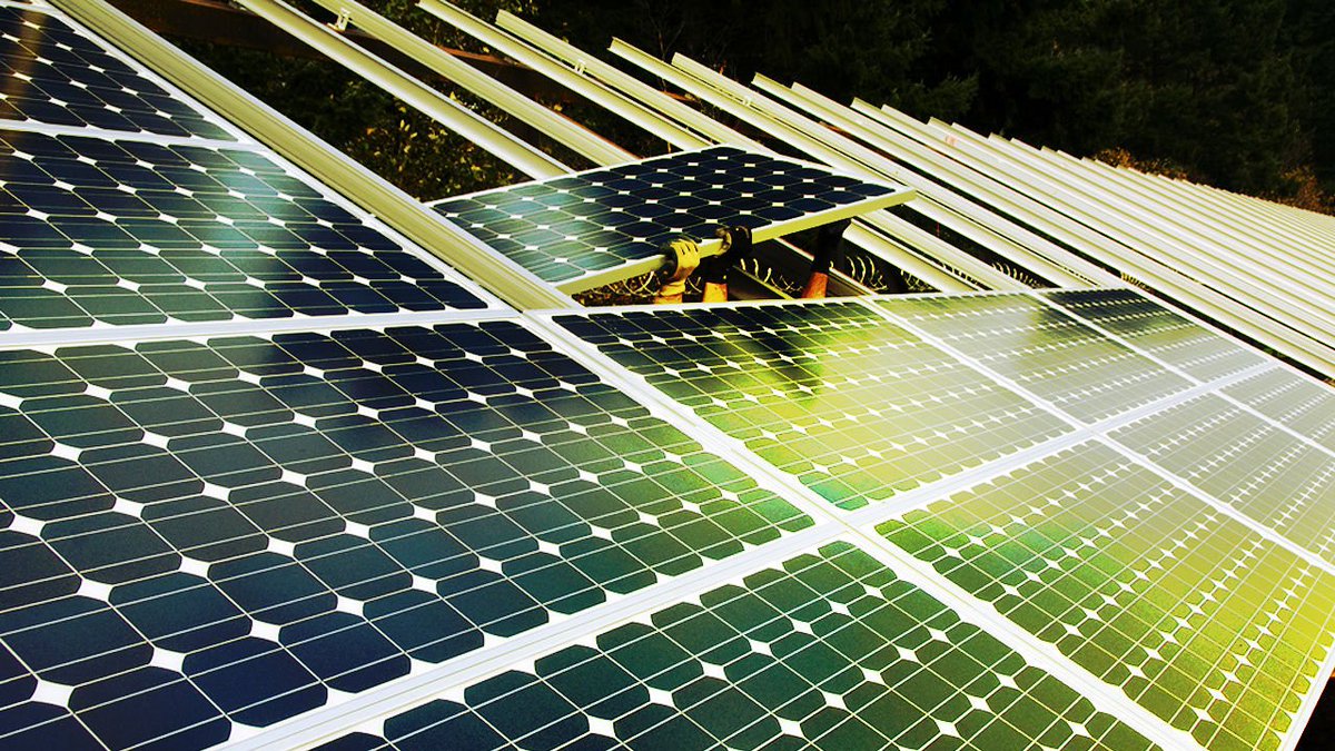 FastCompany's tweet photo. Apple will use 100% solar power to run Singapore offices and country's first Apple store: https://t.co/4iXd8eI40V https://t.co/AAuBAni6PF