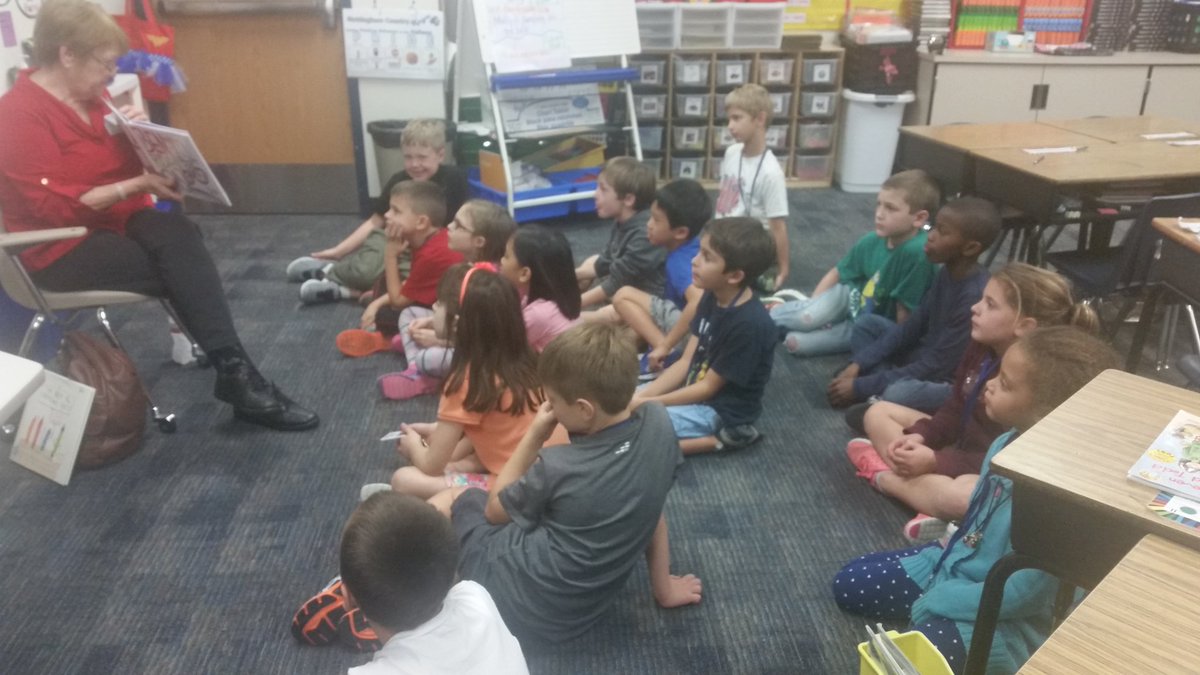 NCEMitchel's tweet photo. Thank you to our Promise to Read reader, Mrs. Hoover for coming to read to our class. #ncepride #knightkrewe https://t.co/eKg8p8QWT4