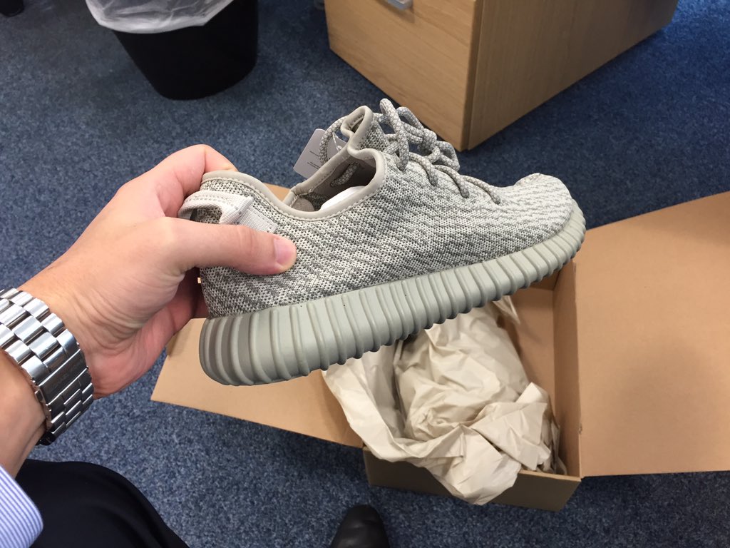 Adidas Yeezy Boost 350 Moonrock for sale
#YEEZYBOOST #yeezymoonrock #yeezy350 #adidasyeezy

ebay.co.uk/itm/2621470626…